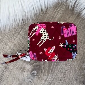 🐾 VERA BRADLEY Holiday Hounds Travel Pill Case